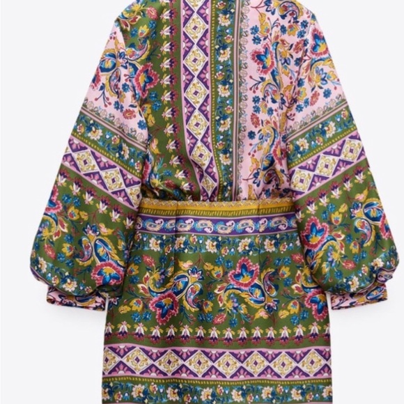 Zara Satin Effect print mini dress Multi color pink/purple/green/gold. Gorgeous! - Picture 4 of 10